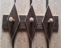 вешалка ромб 4 крючка 400*60 горячего тиснения венге, пэм